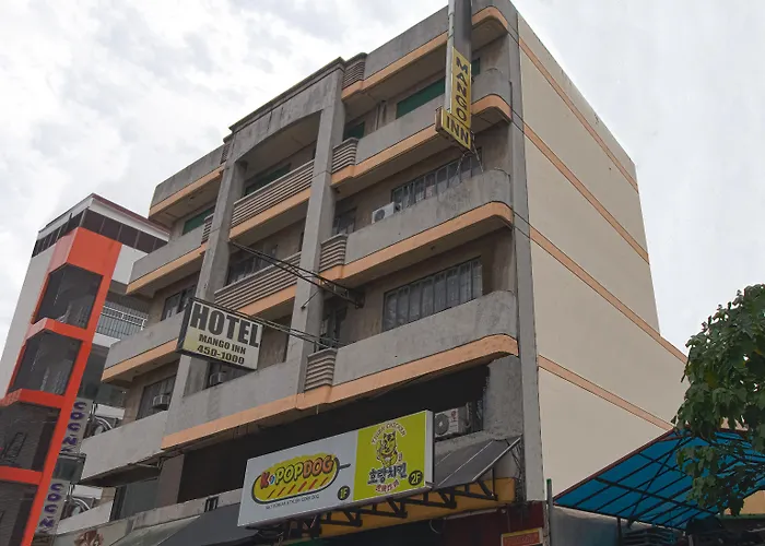 Oyo 790 Mango 2* Manille
